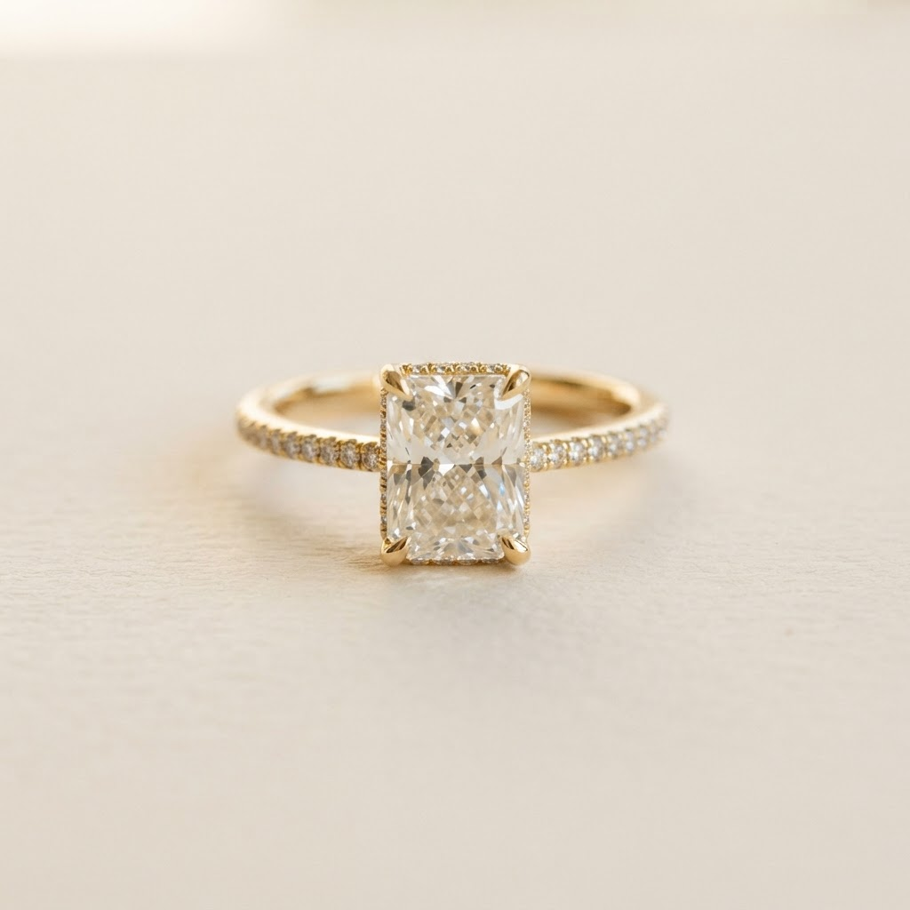 Majesté — bague de fiançailles diamant naturel, taille radiant